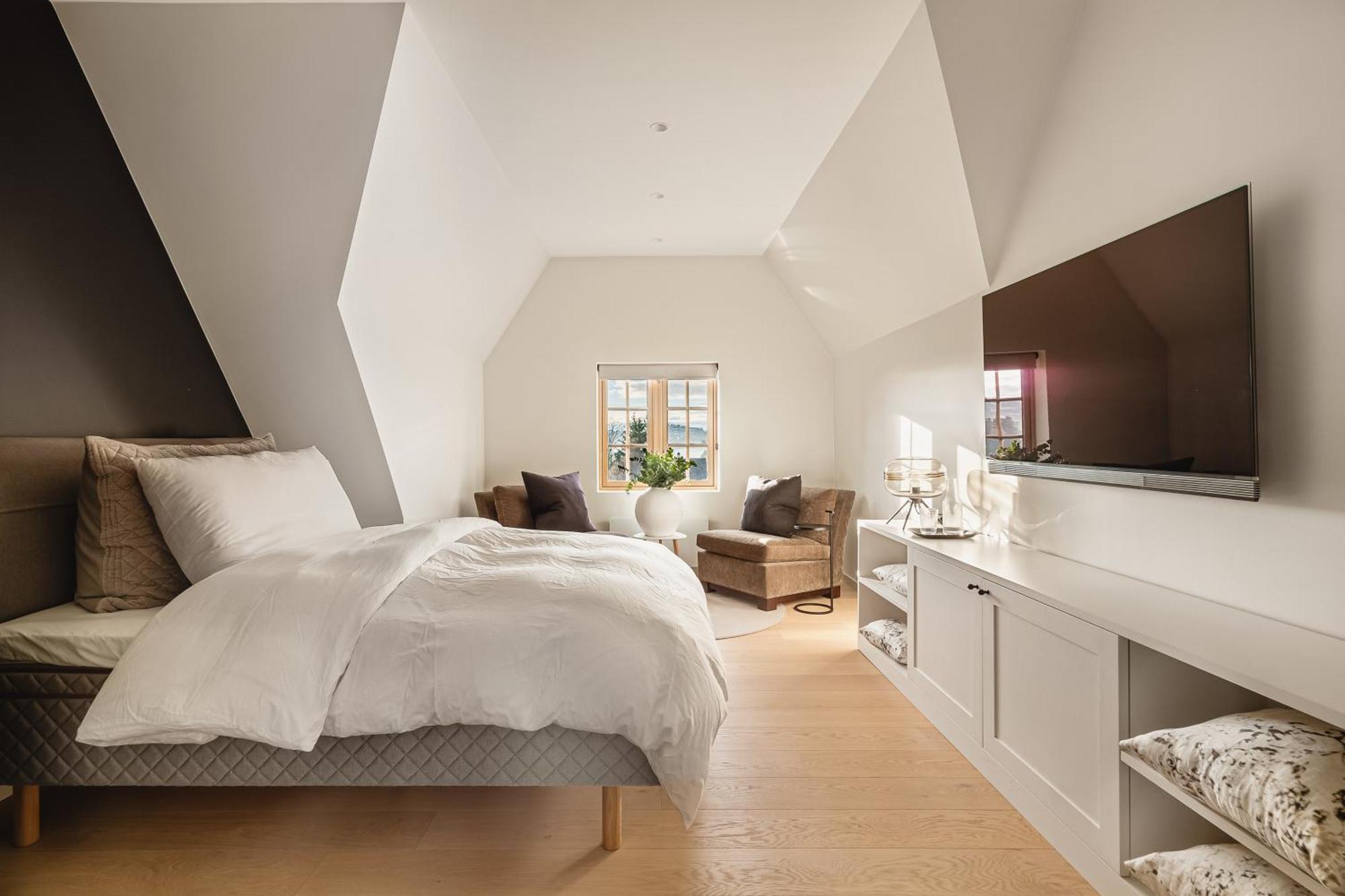 Exclusive - Scandinavian Luxury At Its Villaer *