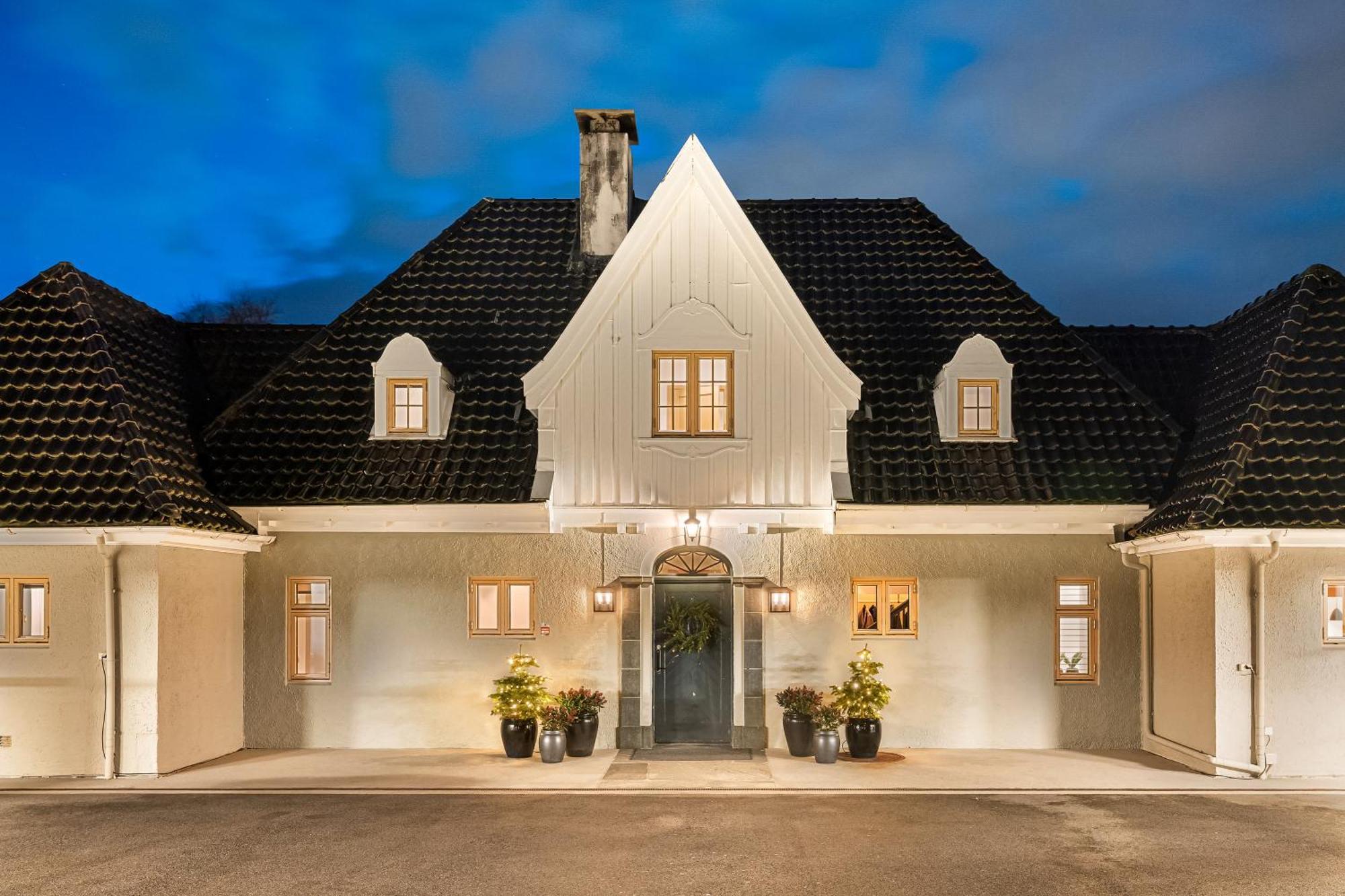 Exclusive - Scandinavian Luxury At Its Villaer *
